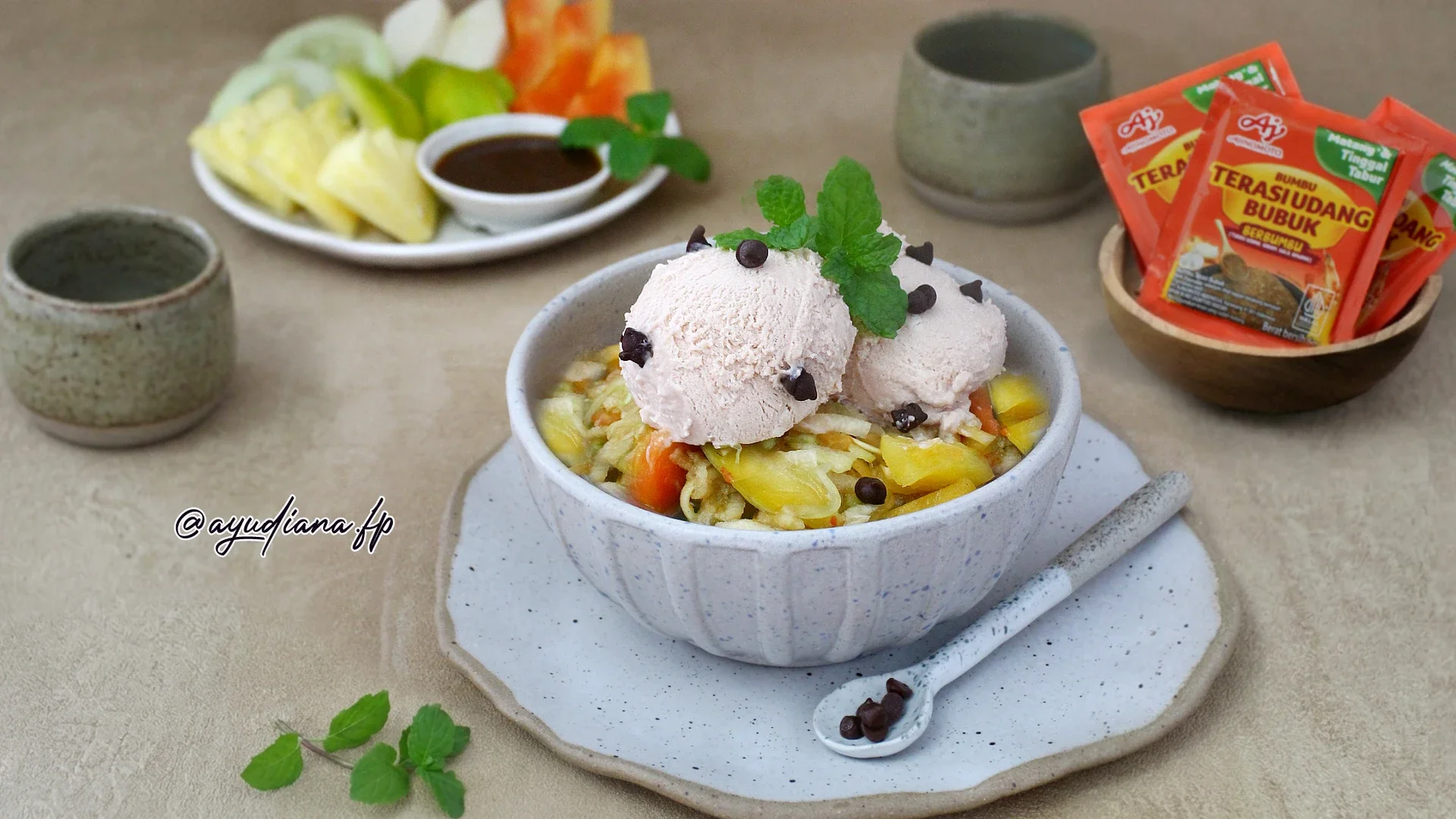 Rujak Es Krim