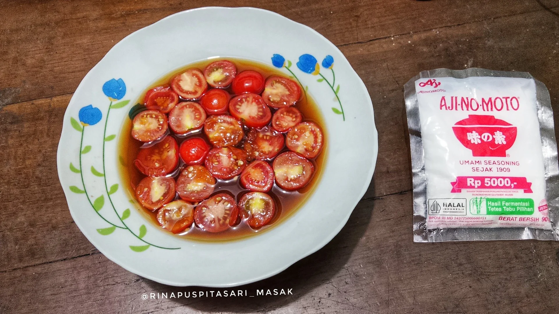 Rujak Tomat ala AJI-NO-MOTO®