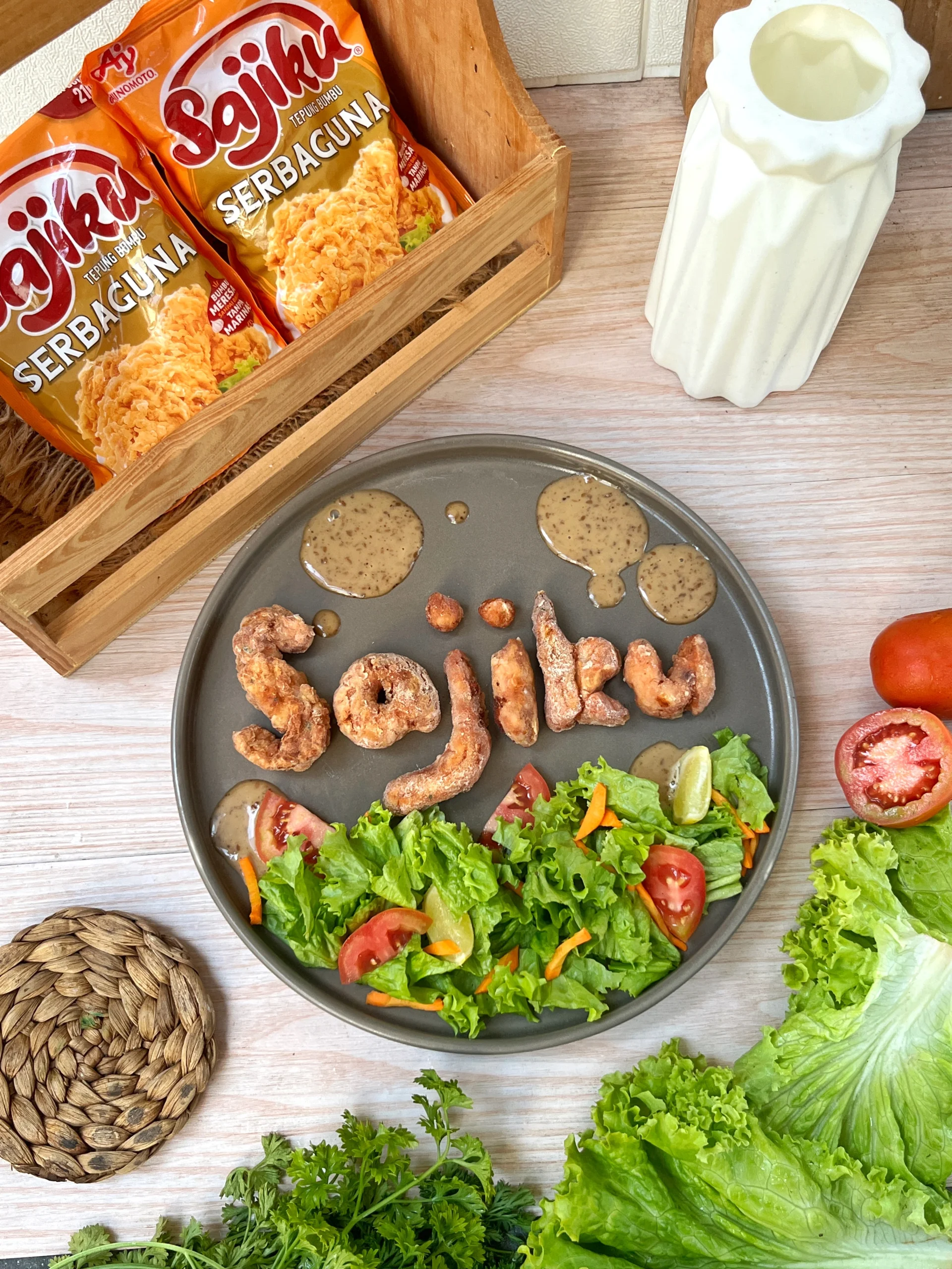 Sajiku Crispy Nugget with Sesame Dressing Salad