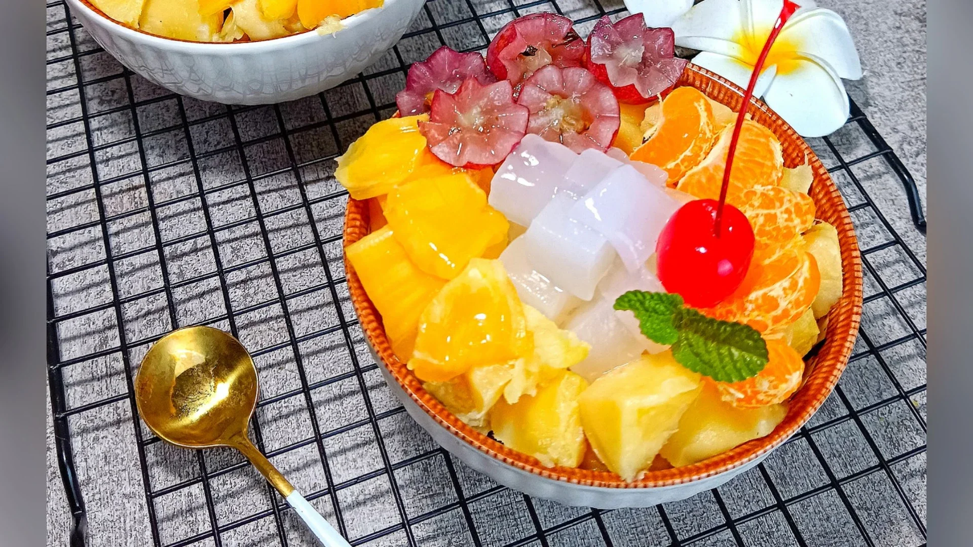 SALAD BUAH ALA MAYUMI