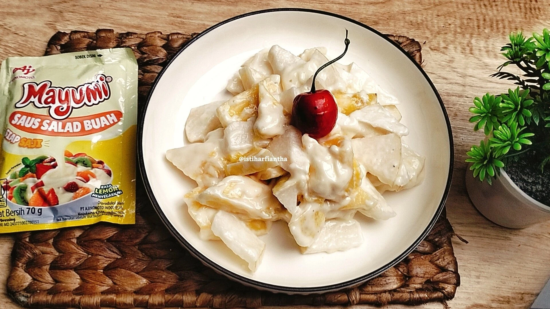 Salad Simpel Nanas Pir ala MAYUMI®