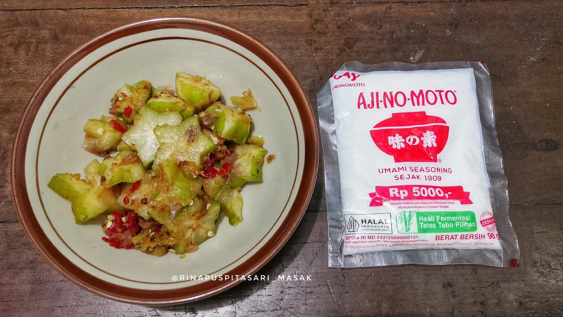 Sambal Bejek Belimbing ala AJI-NO-MOTO®