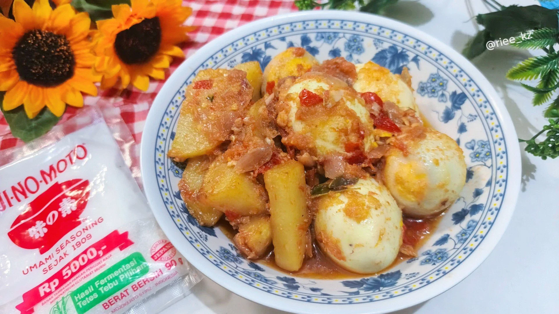 Sambal Goreng Telur Kentang 