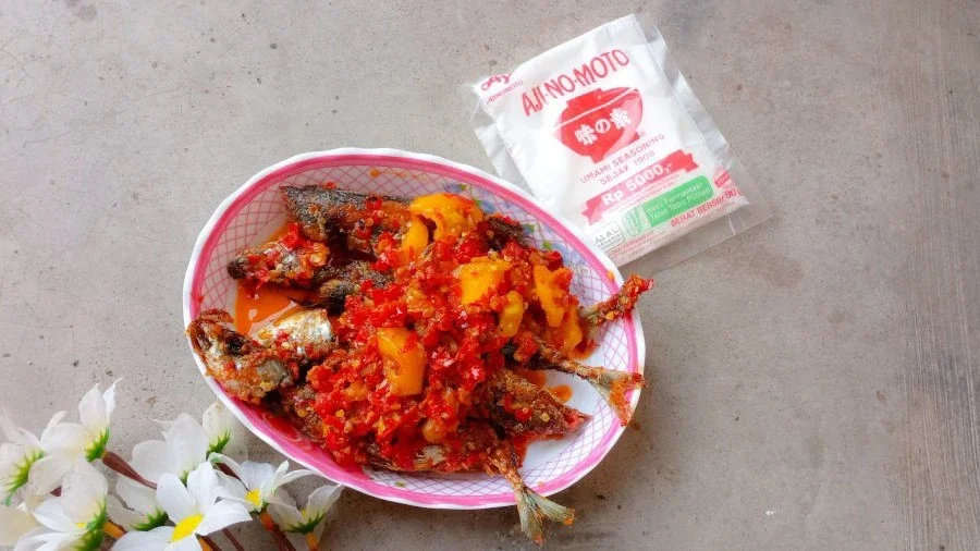 Sambal Ikan Terong Asam ala Ajinomoto 