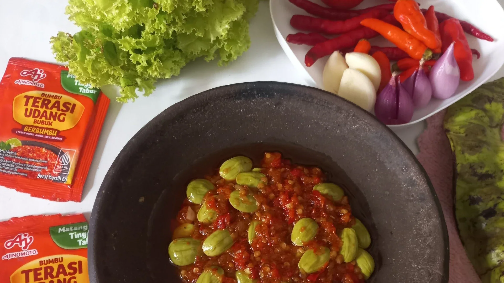 SAMBAL PETAI