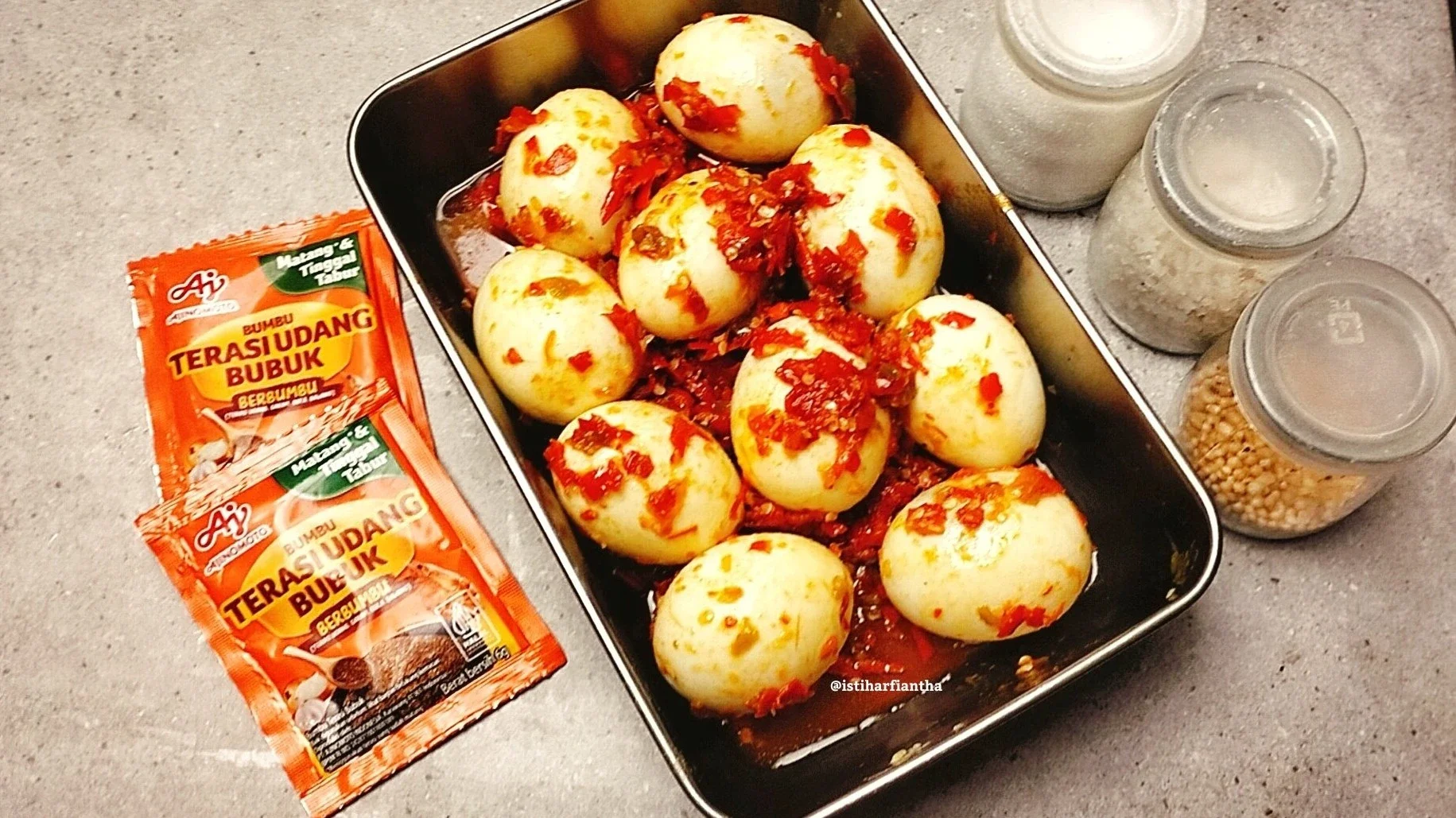 Sambal Terasi Telur Bulat