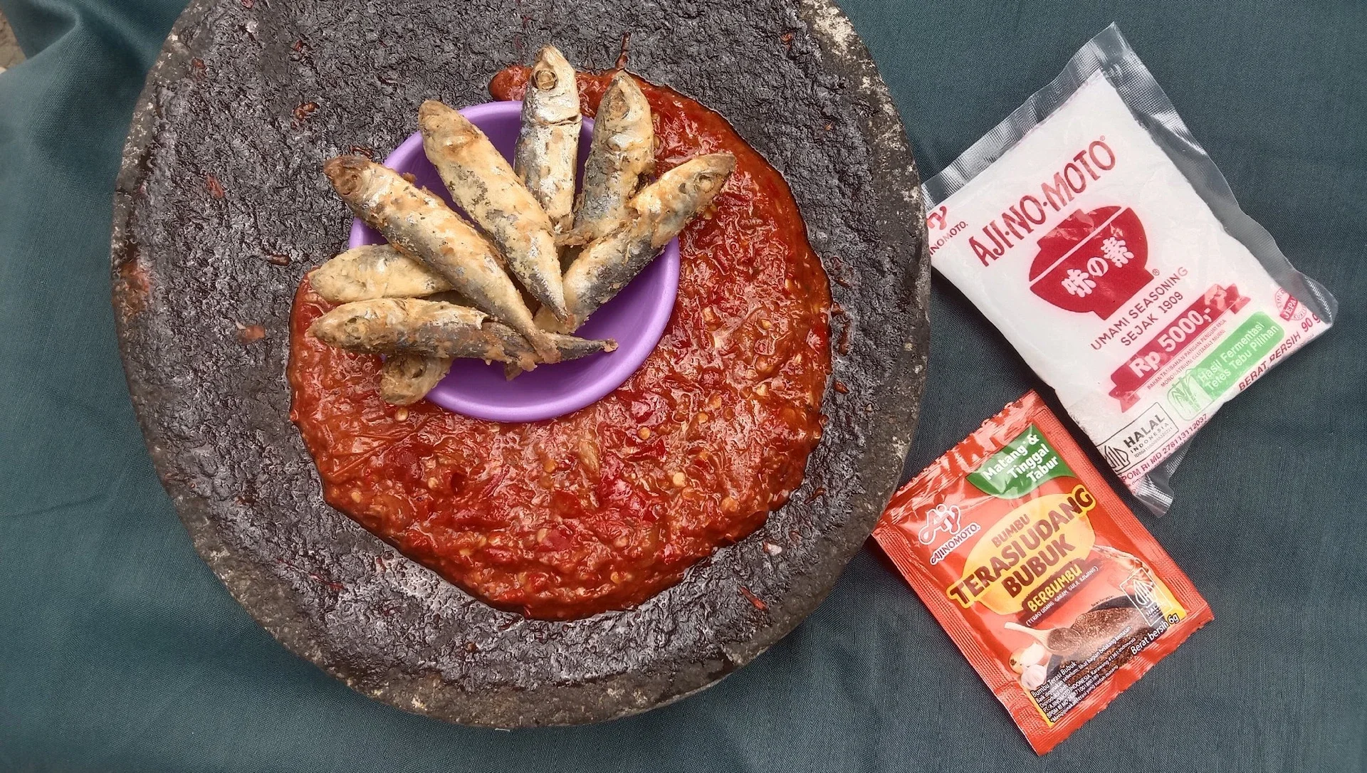 SAMBAL TERASI UDANG BUBUK AJINOMOTO