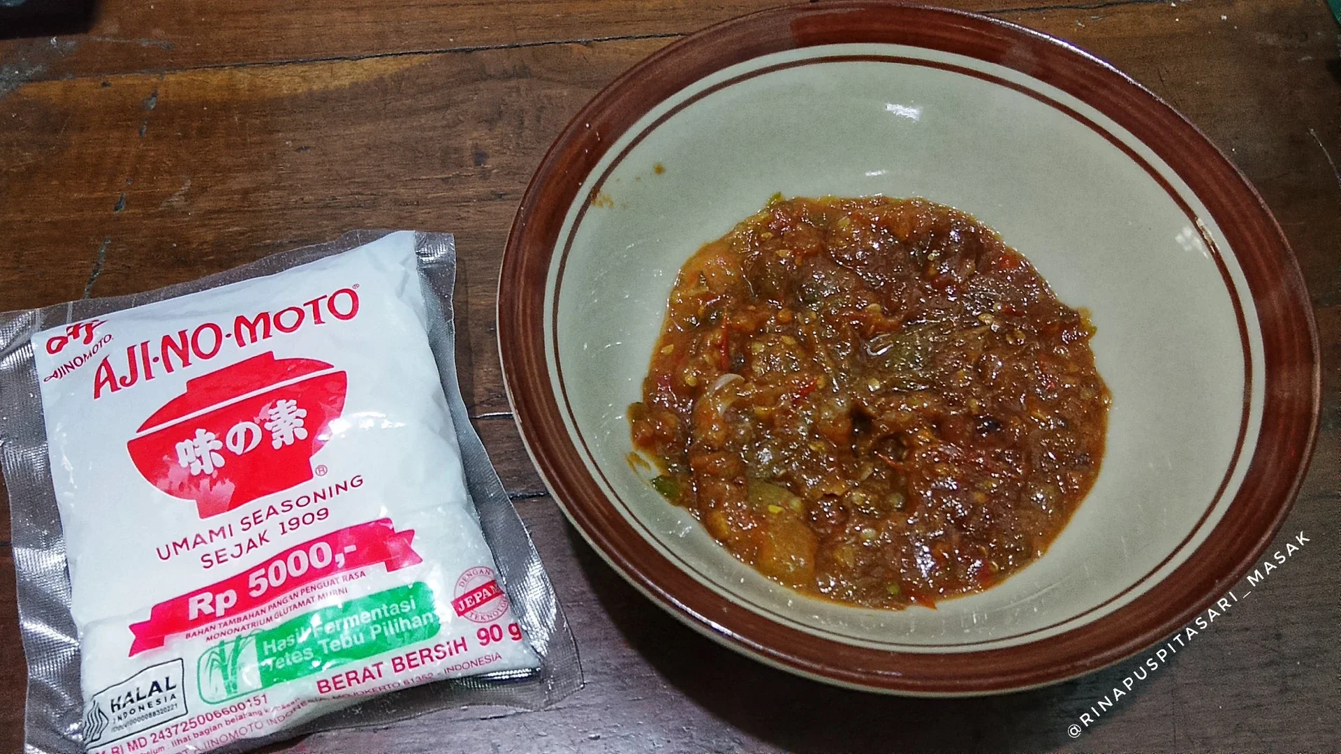 Sambal Tomat ala AJI-NO-MOTO®