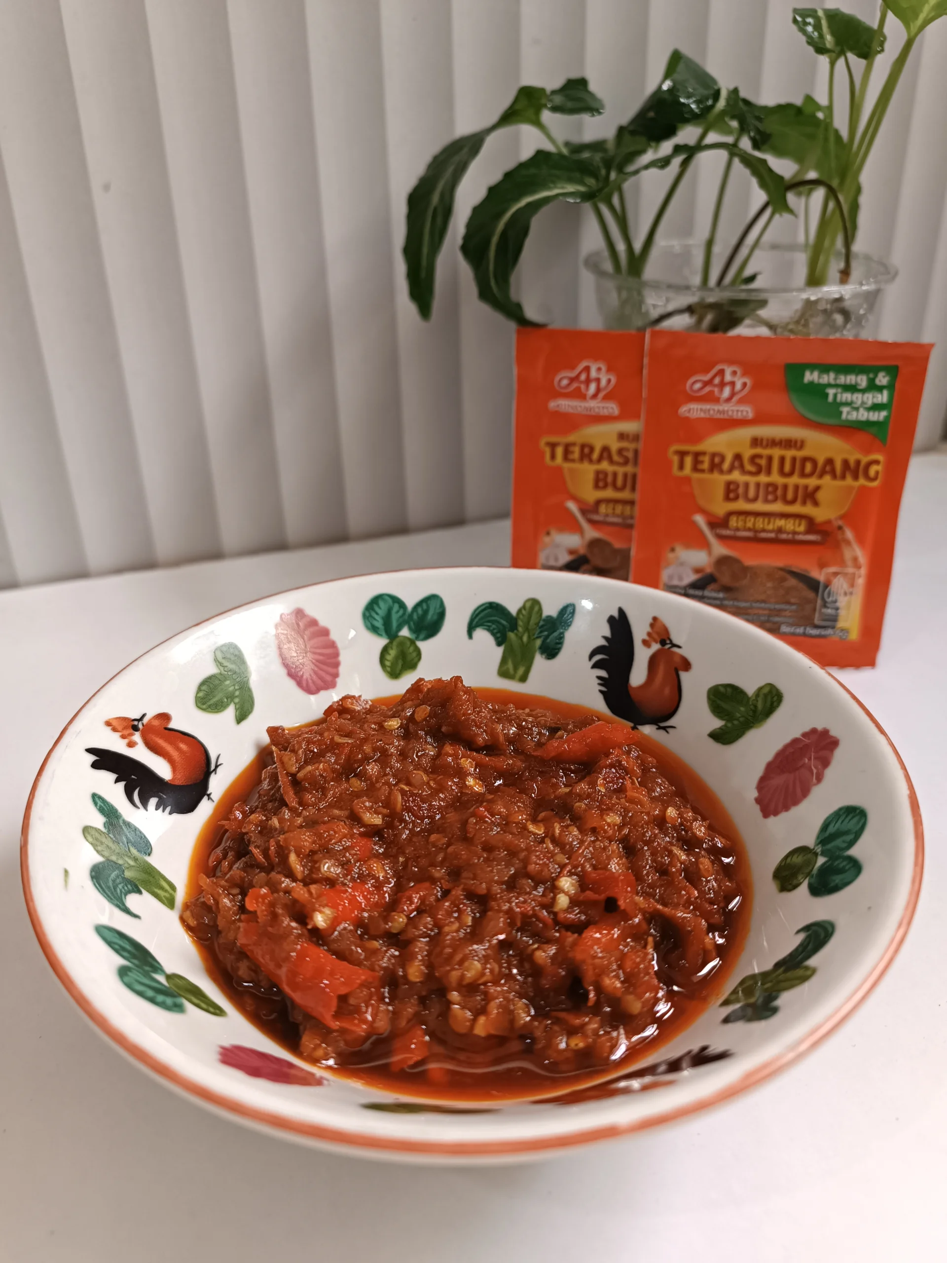 Sambal Tomat Favorit Keluarga ala AJINOMOTO® Terasi Udang #MasakanPenuhCinta
