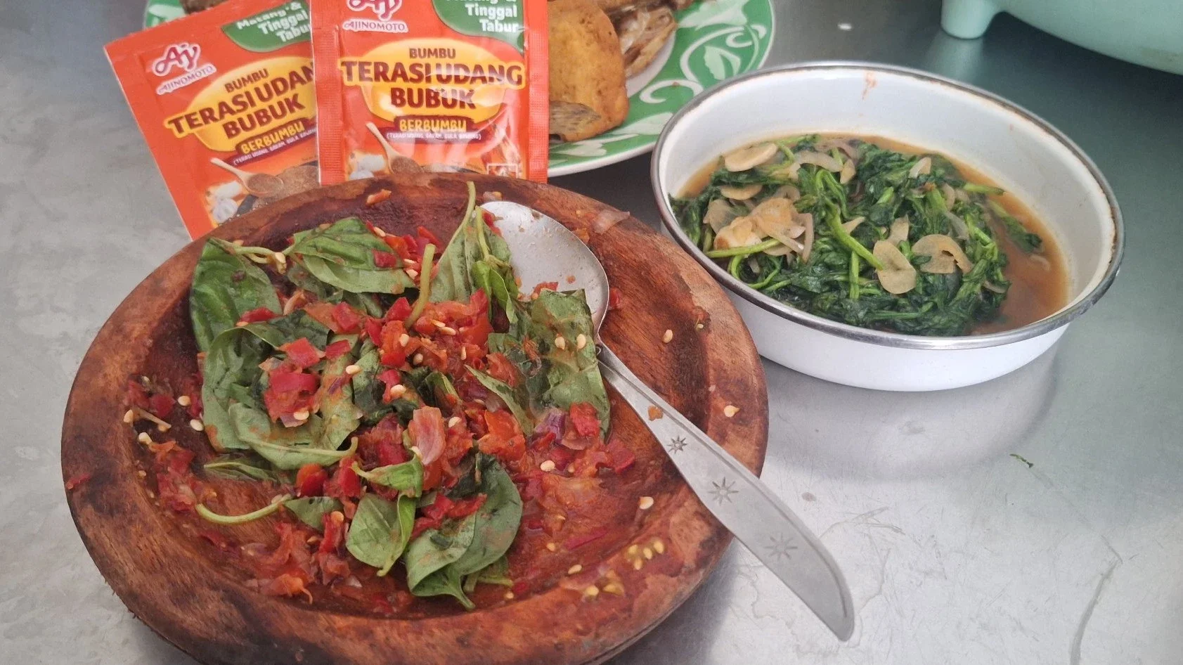 Sambel Dadak Kemangi