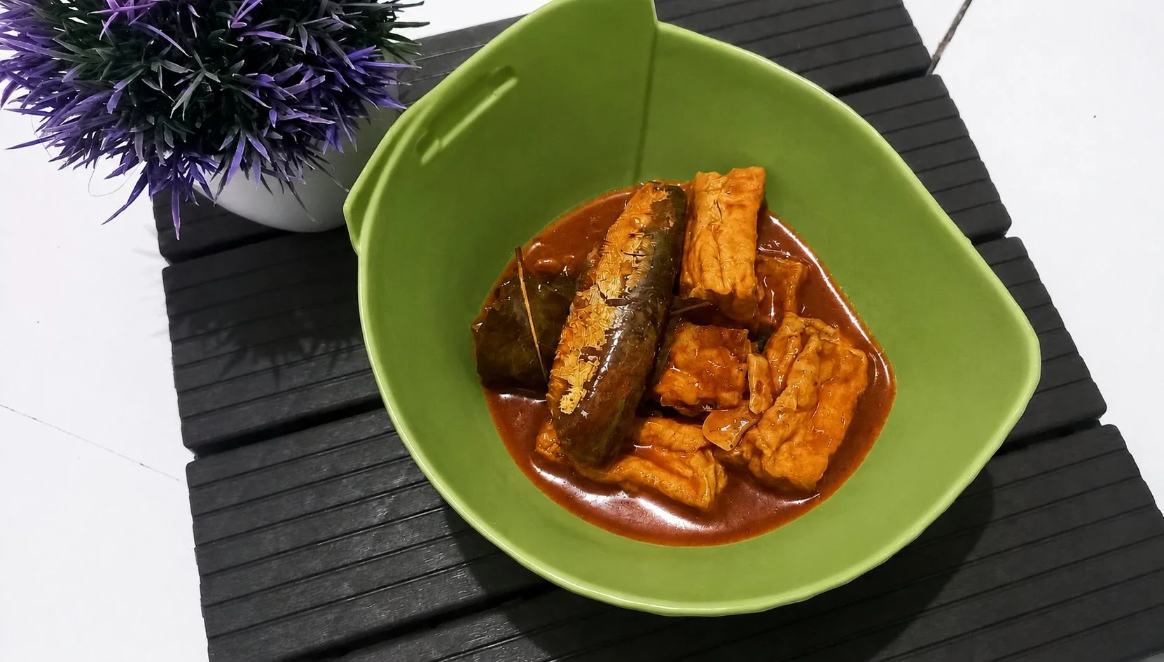 Sarden dan tahu goreng
