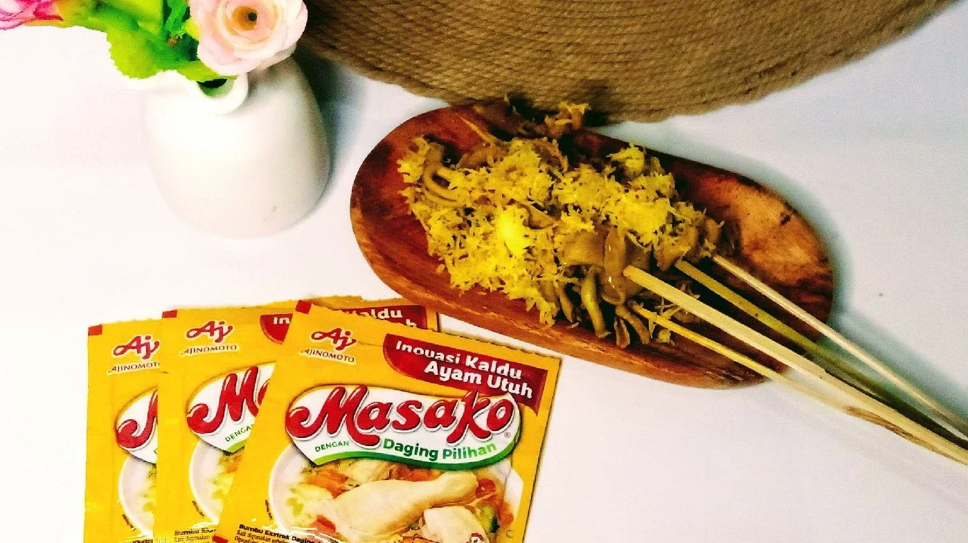 Sate Usus Bumbu Kelapa