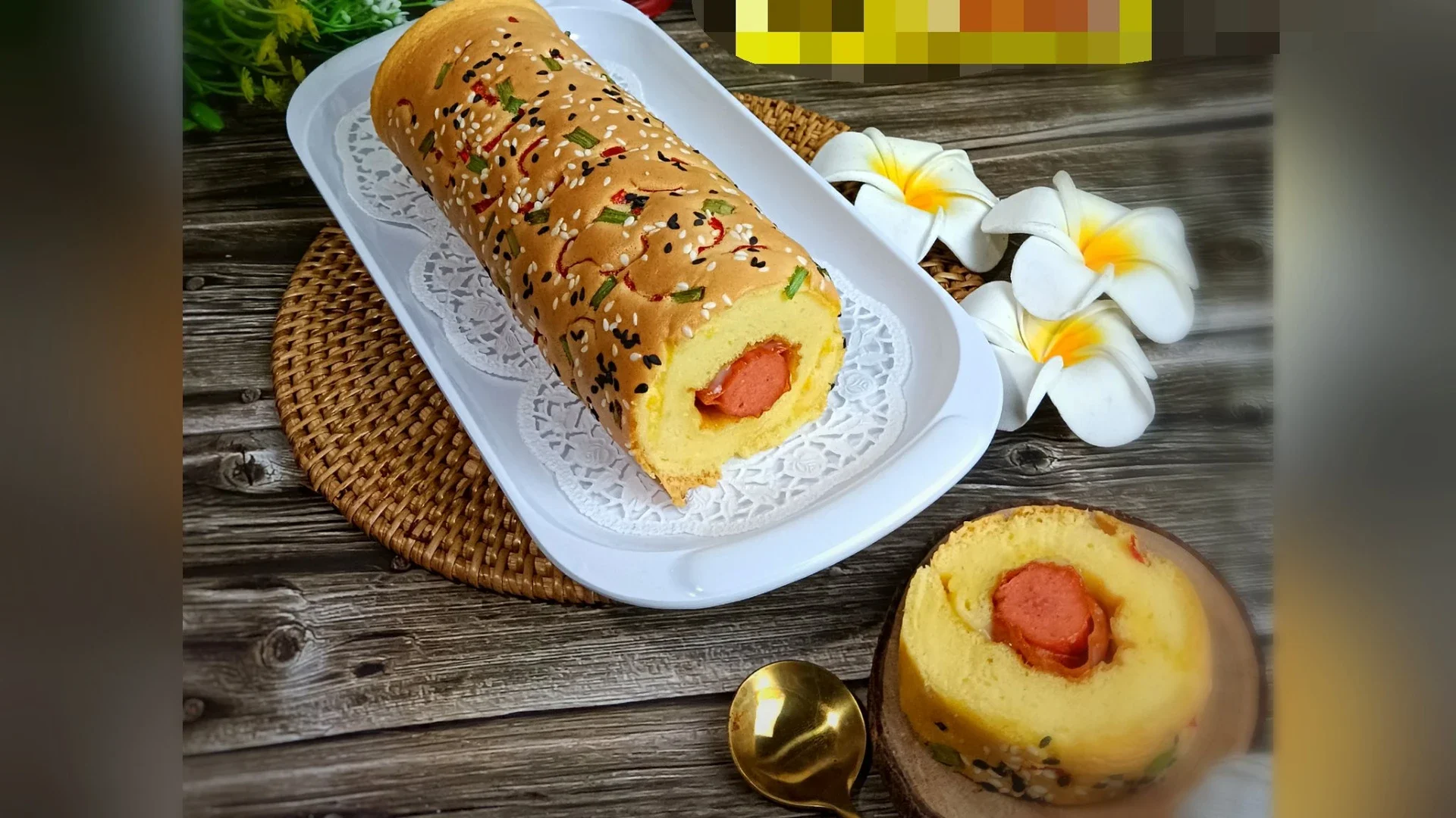 SAUSAGE ROLLCAKE