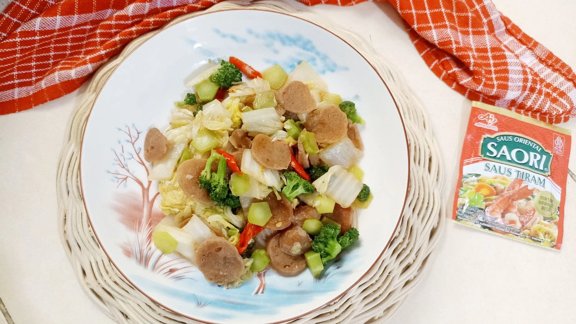 Sawi Putih Tumis Brokoli Bakso