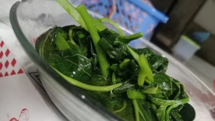sayur bayam