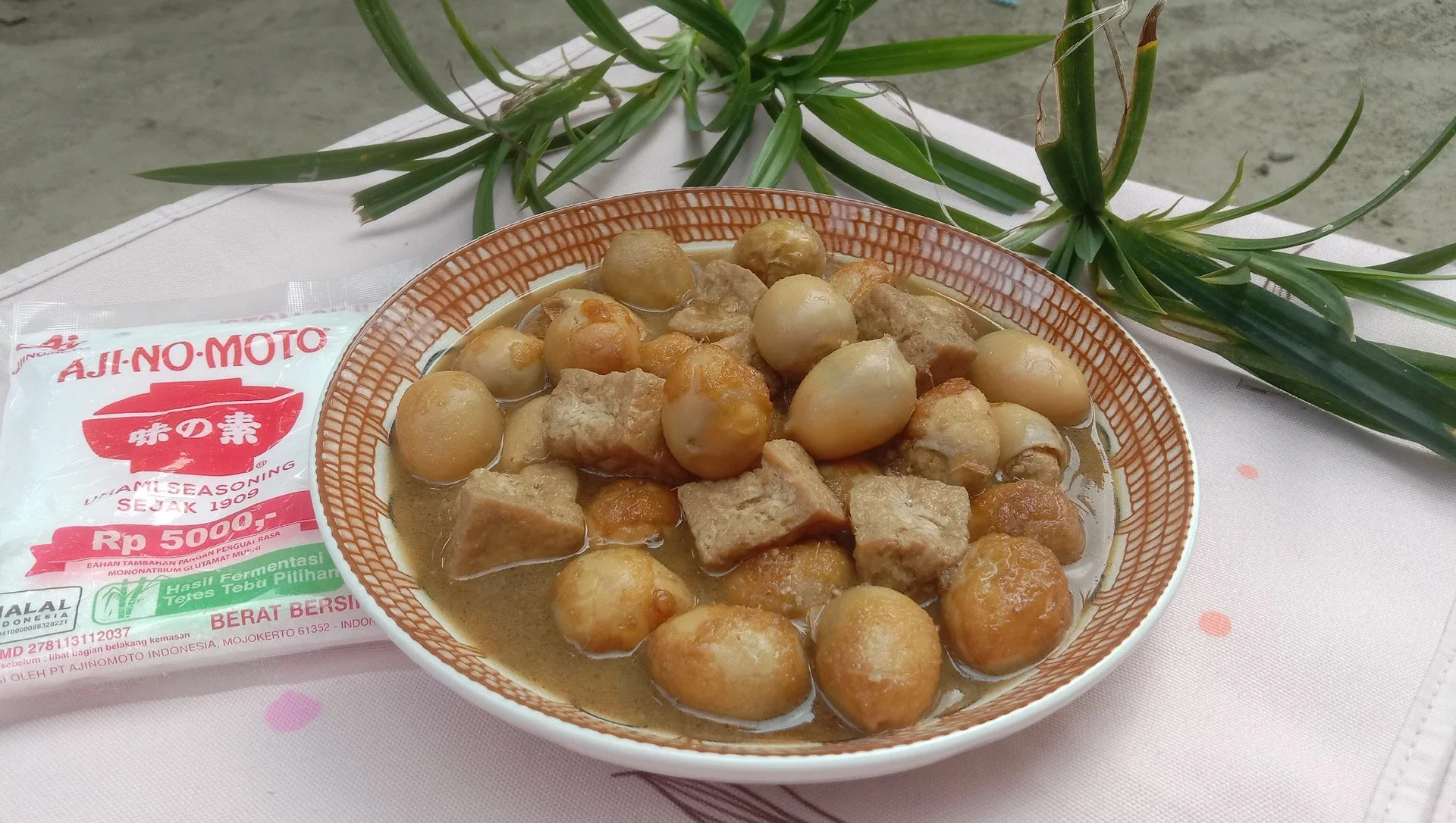 Semur Telur Puyuh Tahu ala AJI-NO-MOTO®