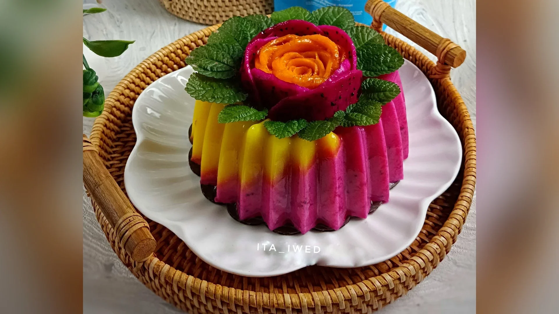 Smoothies Buah Naga Mangga ala ajinomoto