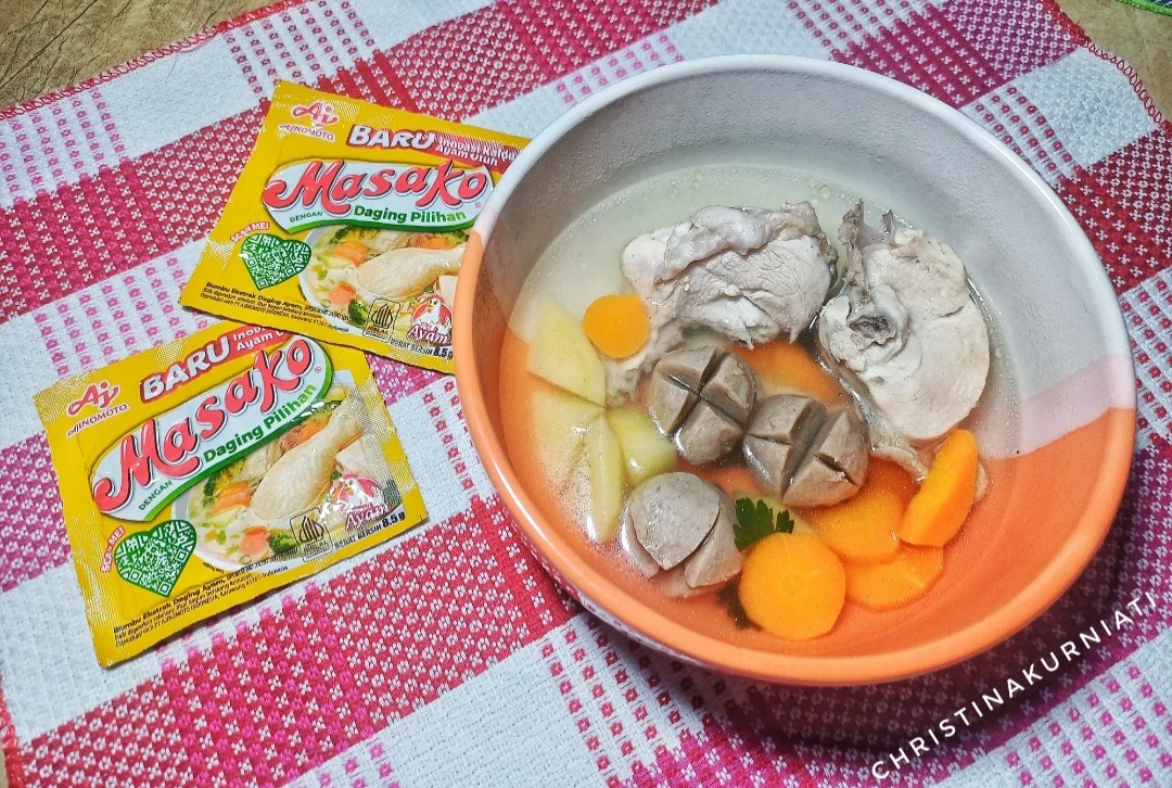 Sop Ayam Bakso ala Masako