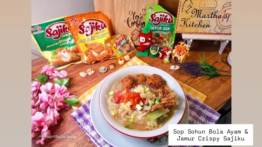 Sop Sohun Bola Ayam & Jamur Crispy Sajiku