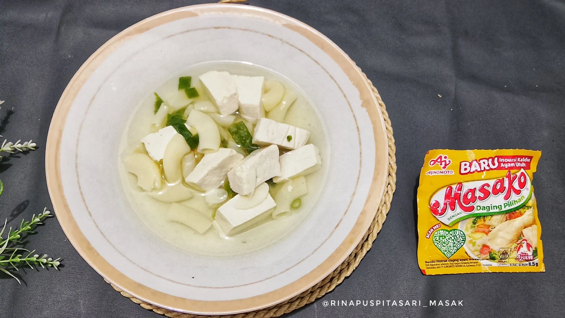Sop Tahu Makaroni 
