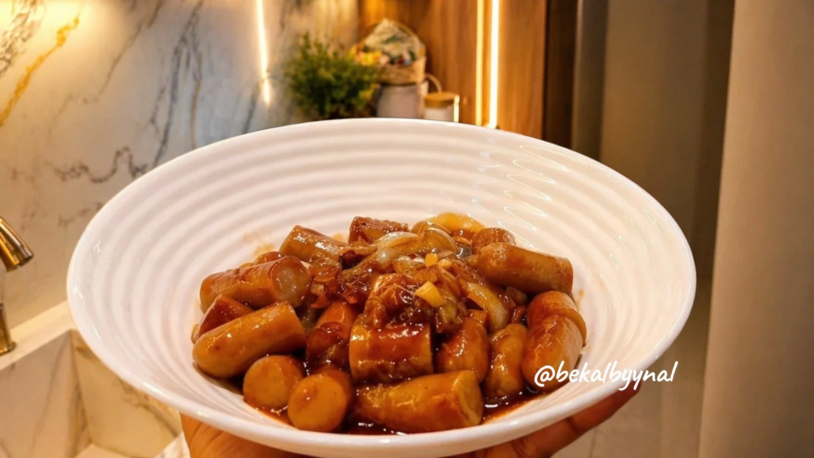 Sosis Ayam Saus Mentega