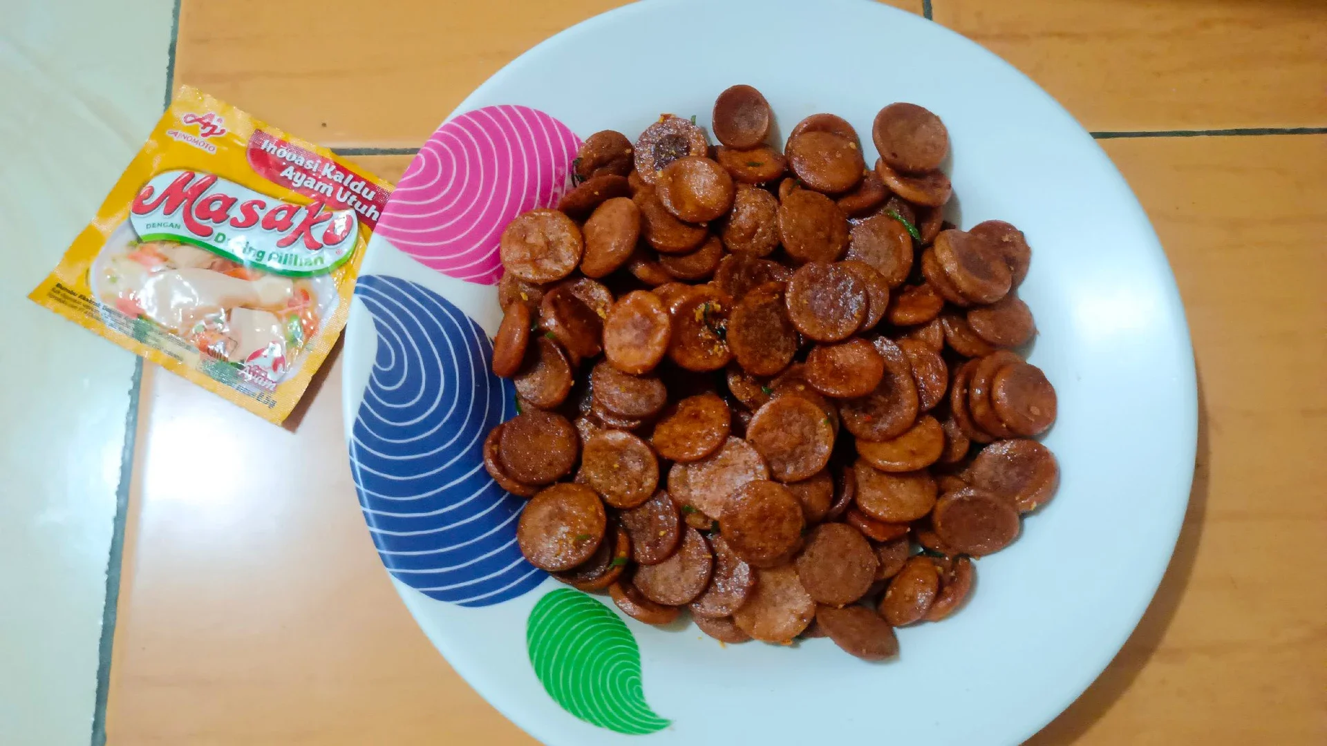 Sosis Goreng Pedas Daun Jeruk