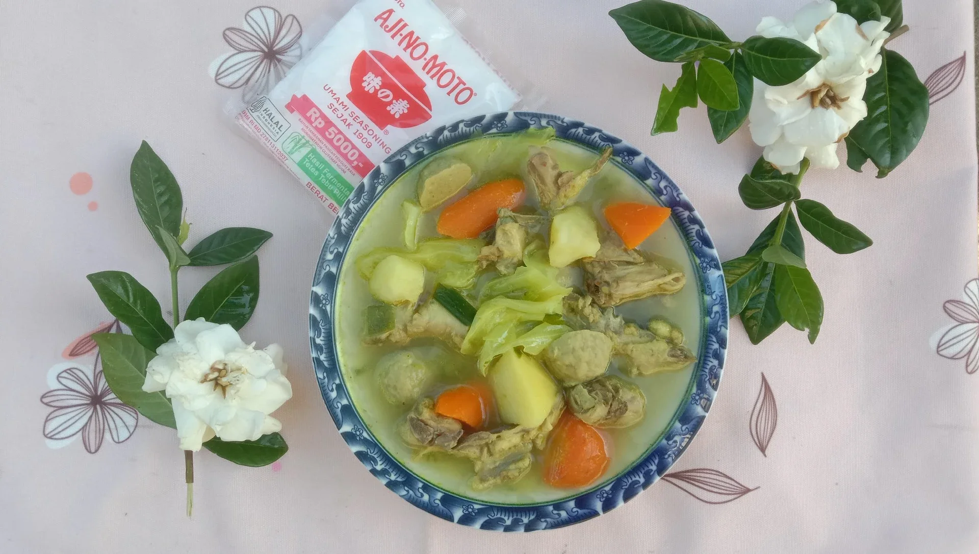 Soup Tulangan Bakso Wortel ala Ajinomoto® #WortelNaikLevel