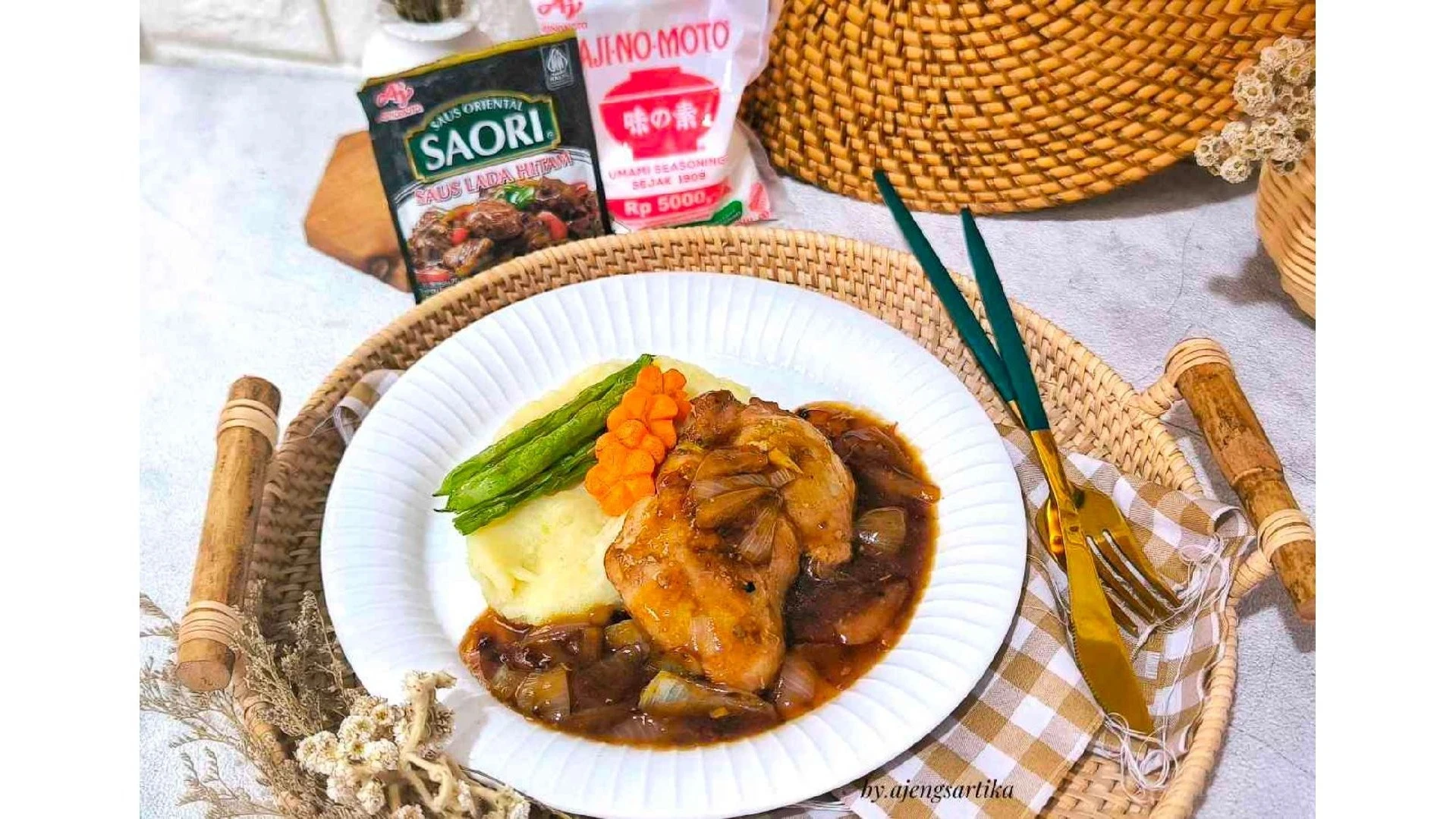 Steak Ayam Lada Hitam ala Saori #KreasiMenuAyam