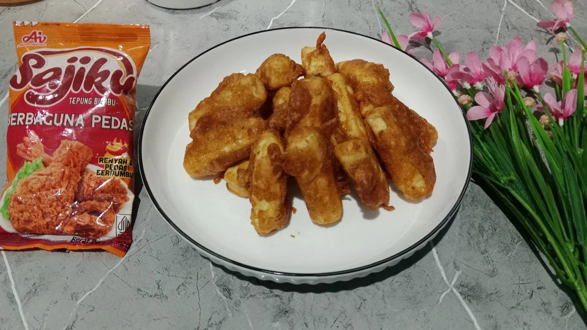 stik tahu pedas