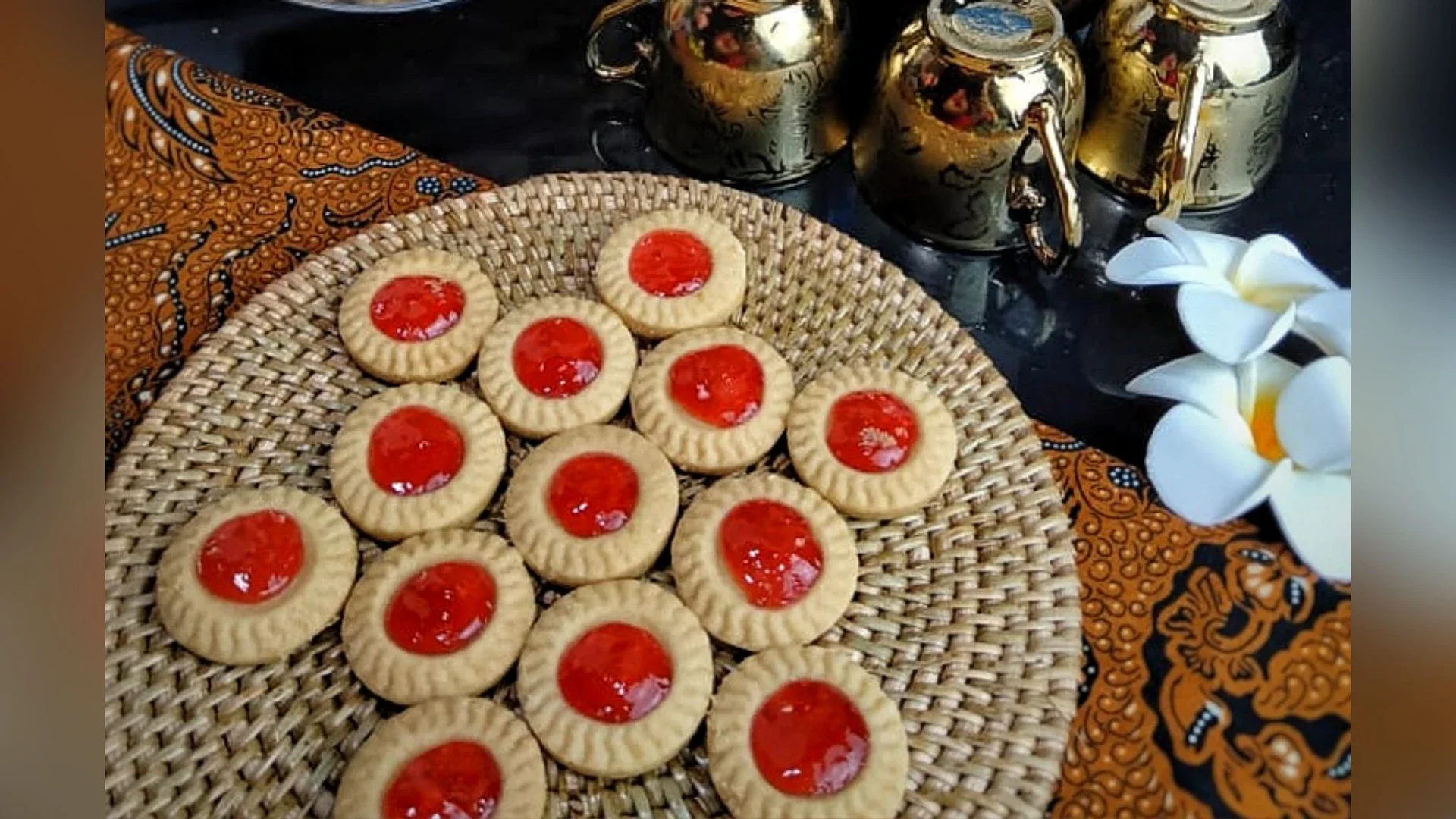 Strawberry Thumbprint Cookies