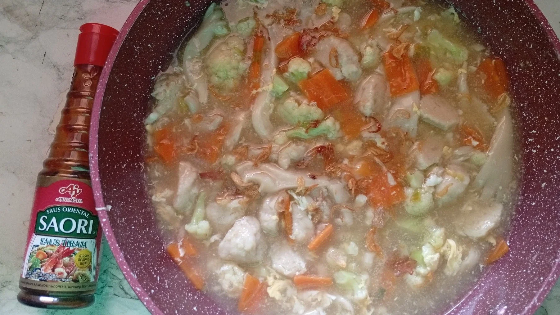 Sup Pentol Sayur