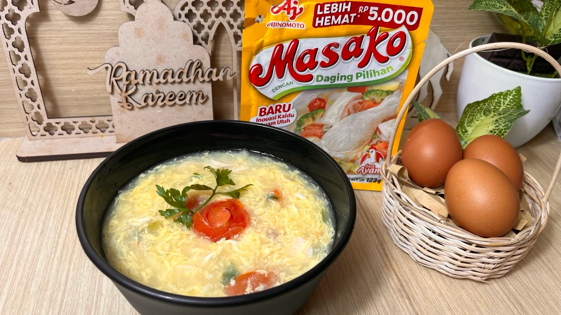 Sup telur tomat sosis ala masako #SahurAntiRibet