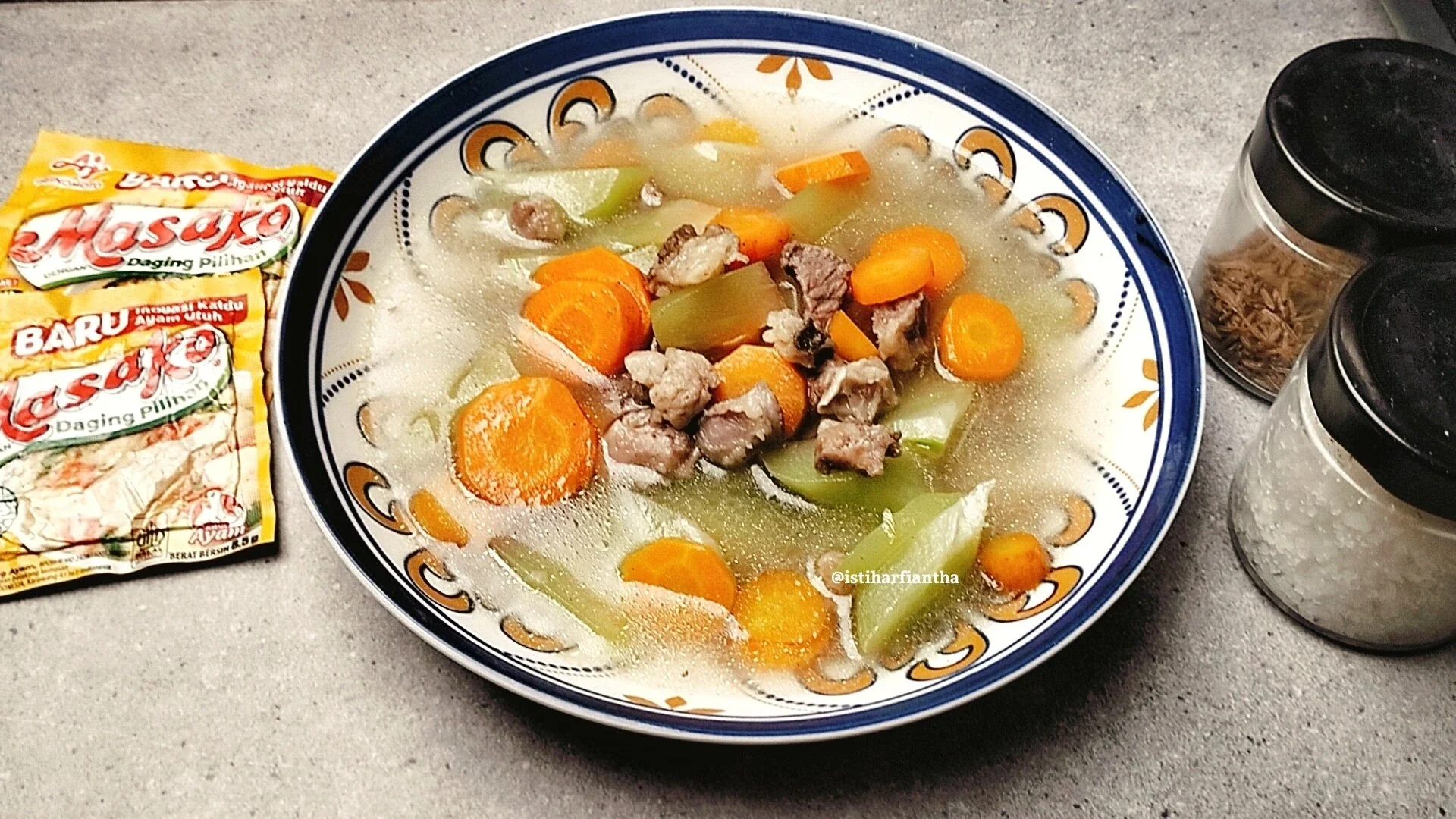 Sup Wortel Labu Siam Tetelan Sapi ala MASAKO®