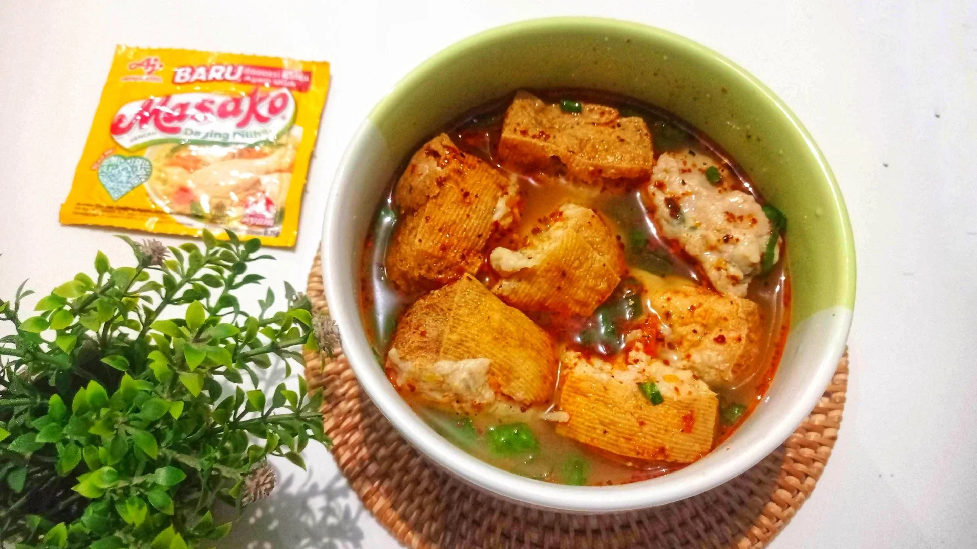TAHU BAKSO KUAH CHILI OIL