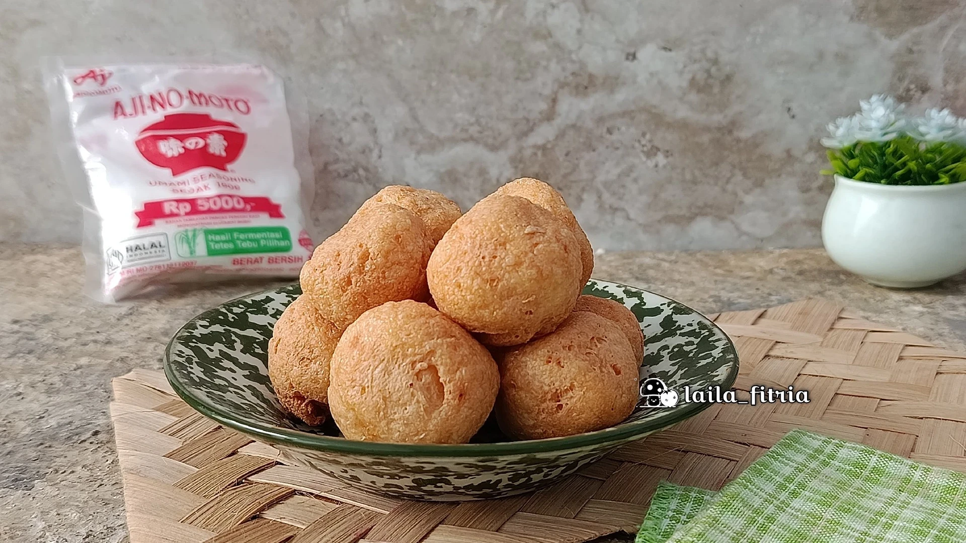 Tahu Bulat 
