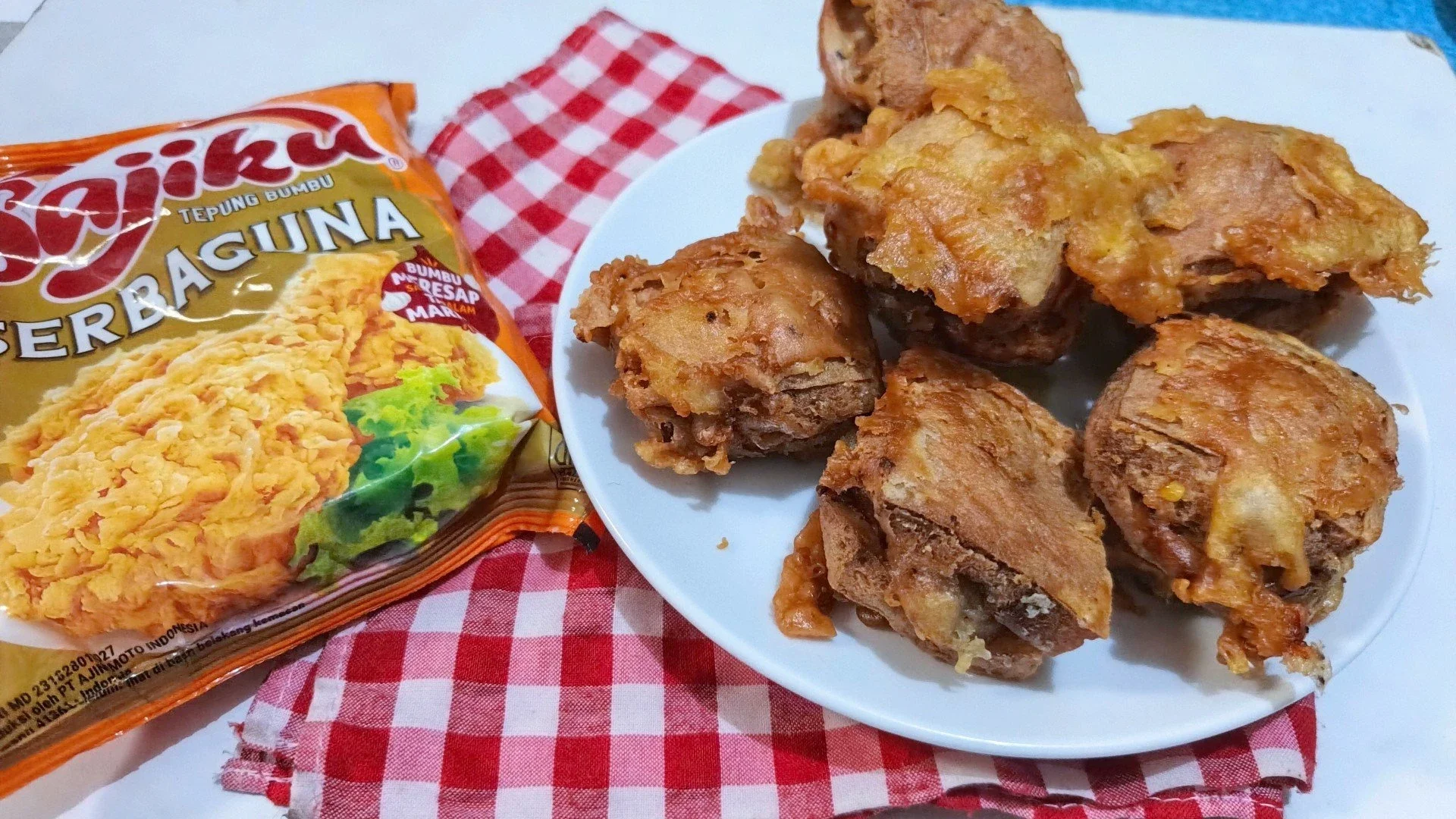 Tahu isi bakso pedas
