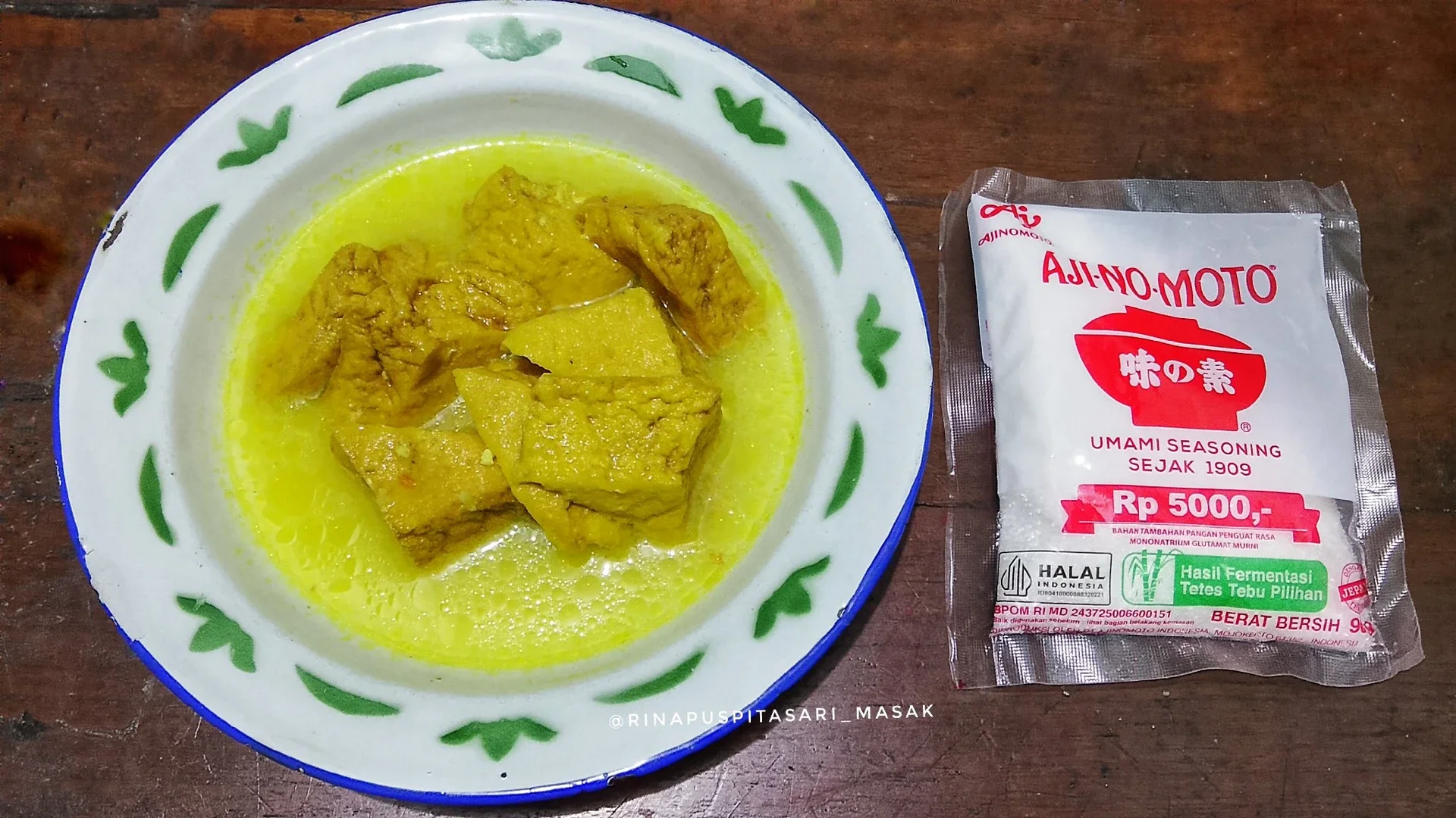 Tahu Kuah Bumbu Kuning