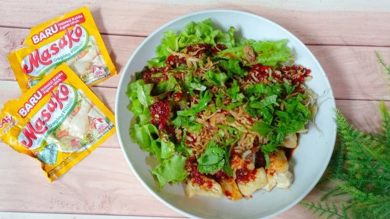 Tahu Tauge Kecap dengan Mie ala Masako 