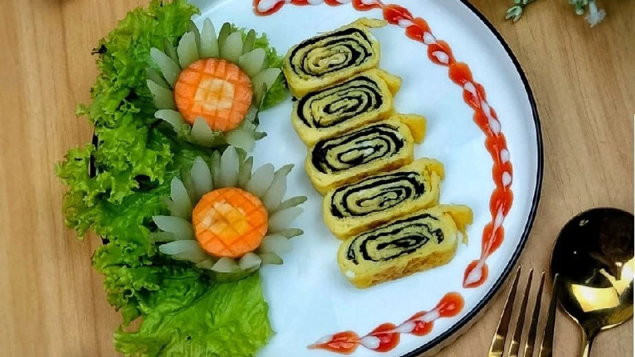 Telur Gulung Nori