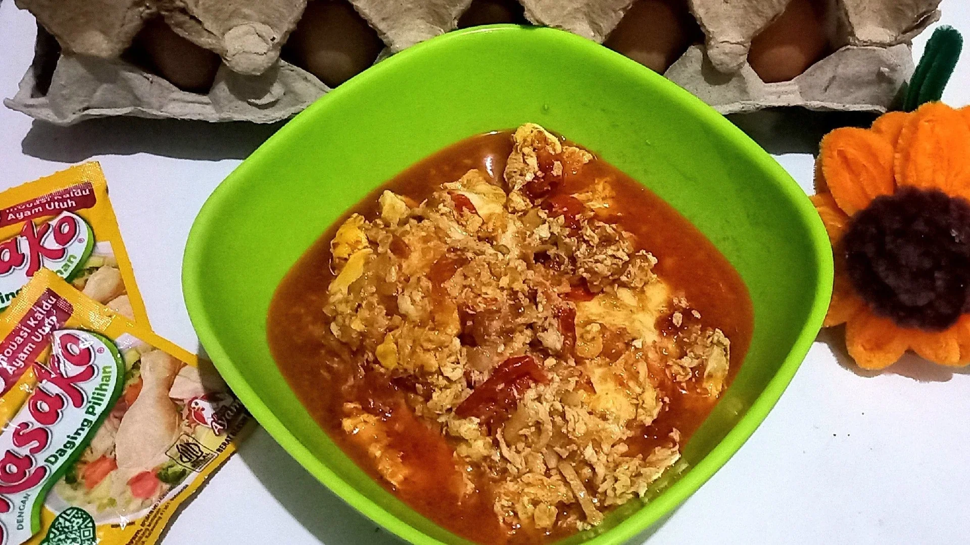 Telur kuah pedas 