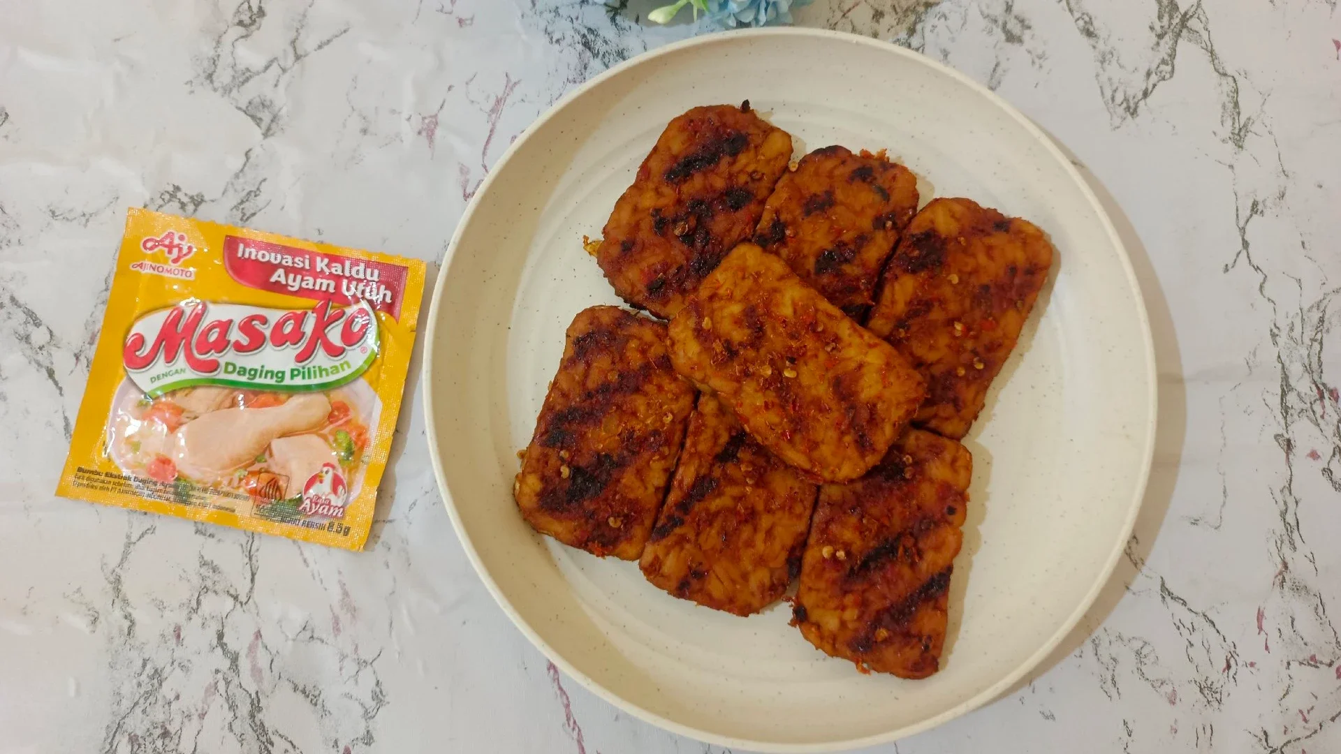 Tempe Bakar Madu