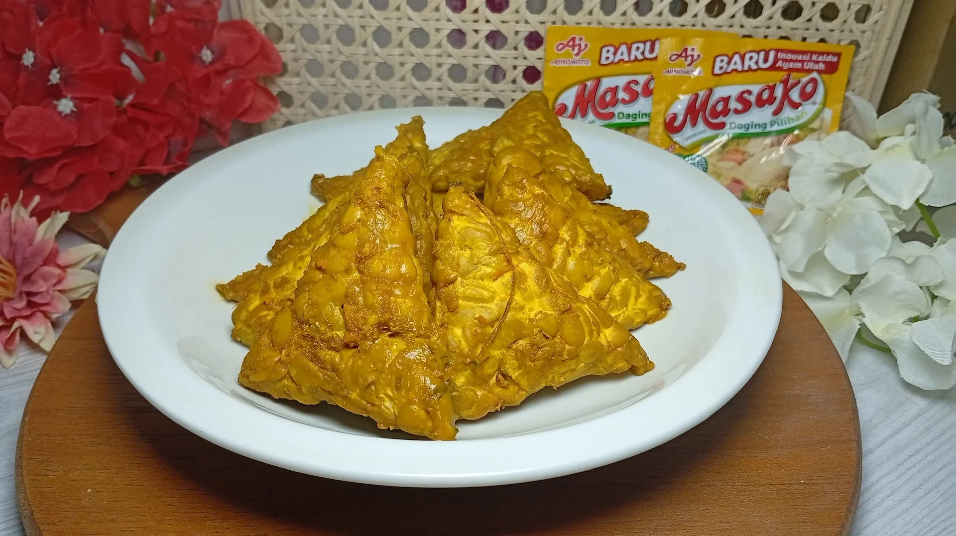 Tempe Bumbu Kuning