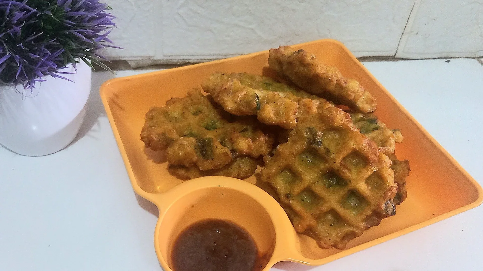 Tempe Mendoffle (Tempe mendoan waffle)