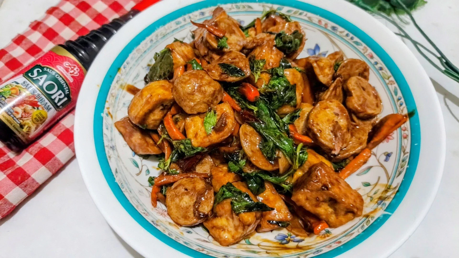 Tumis bakso tahu kemangi Saori 