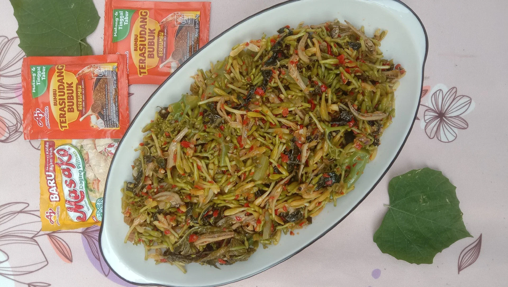 Tumis Bunga Pepaya Teri ala AJINOMOTO® Terasi Udang #NikmatTanpaDrama