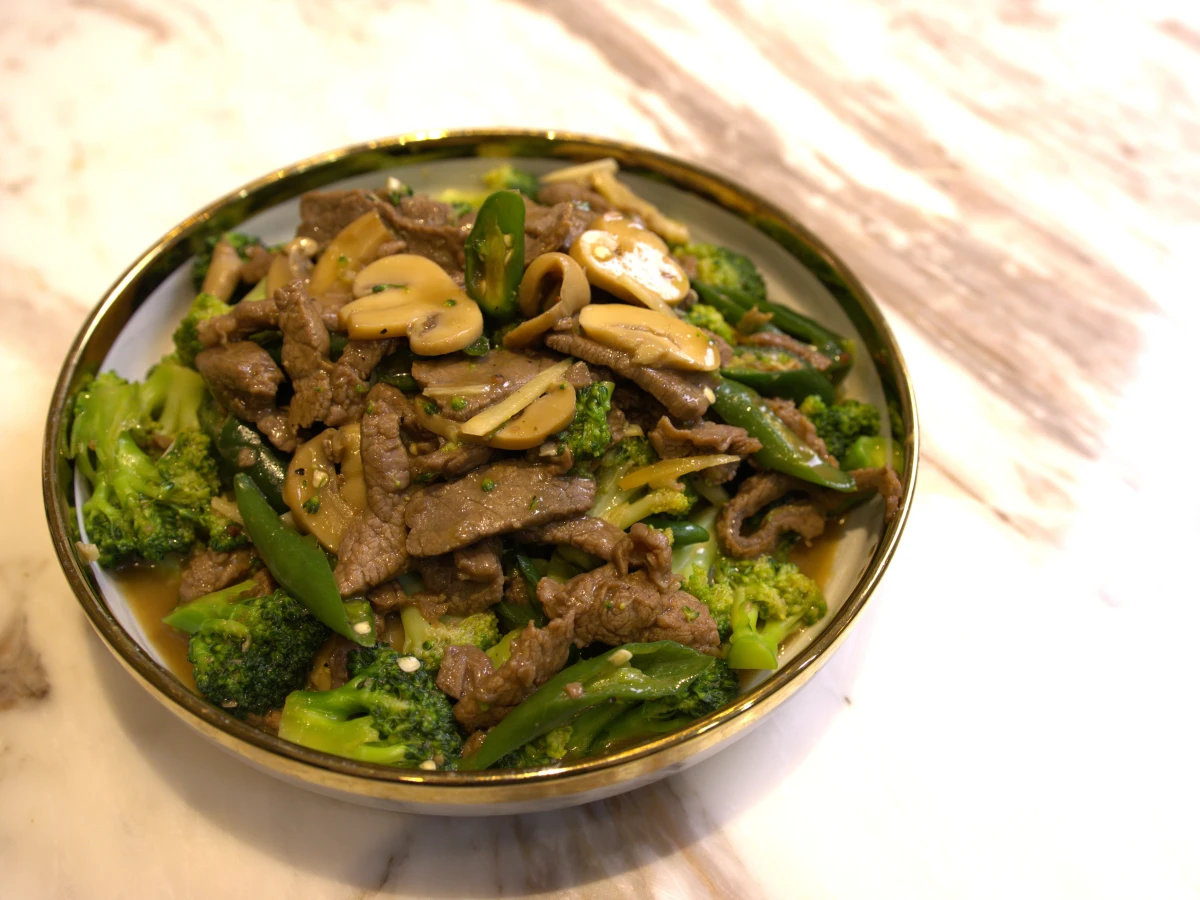 Tumis Daging Cah Brokoli Ala Mami Shireen
