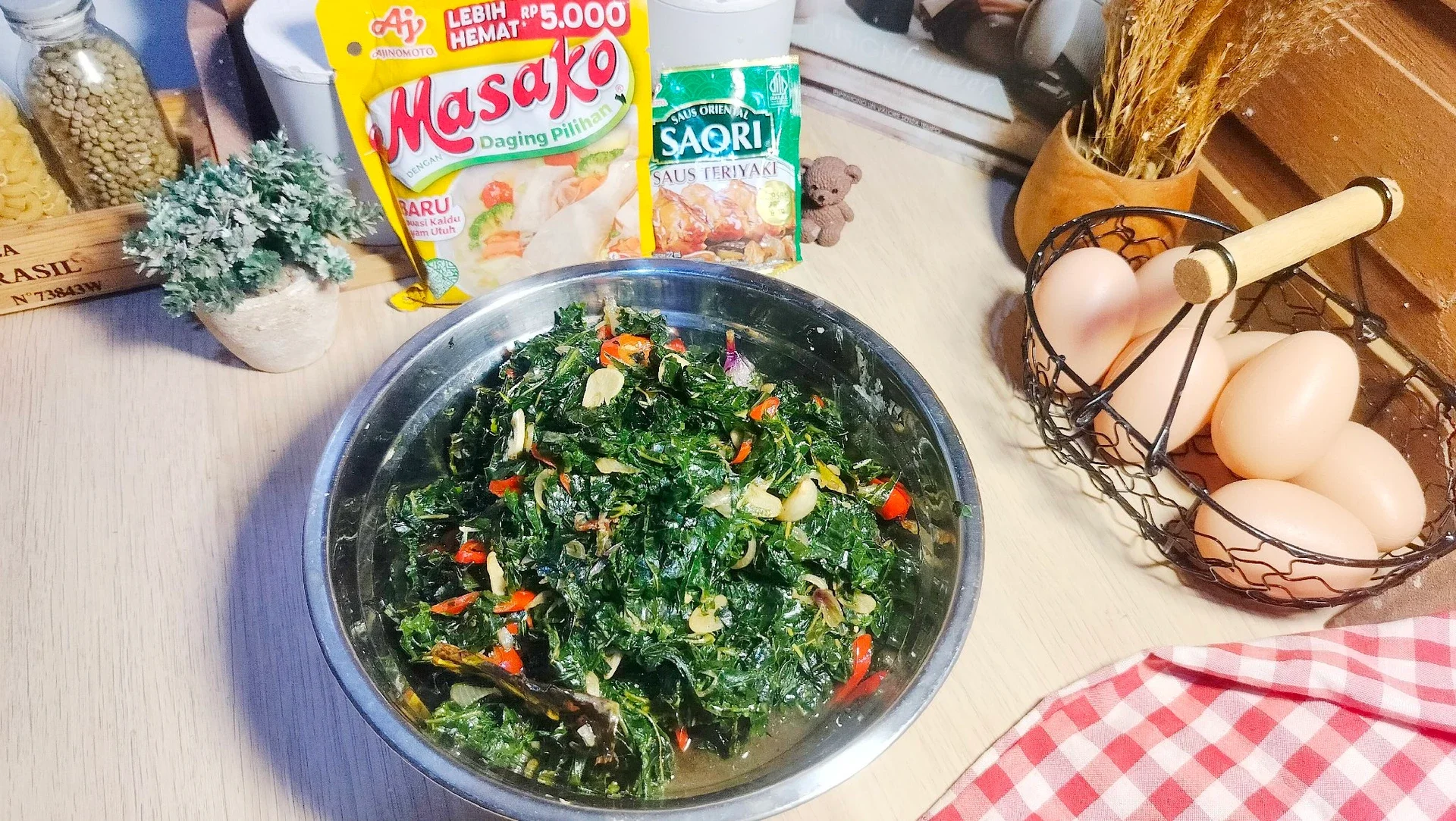 Tumis Daun Singkong