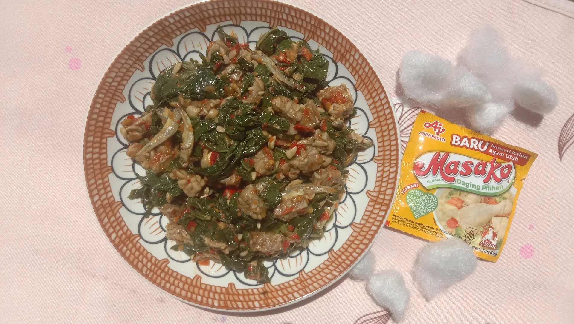 TUMIS DAUN UBI TEMPE SEMANGIT