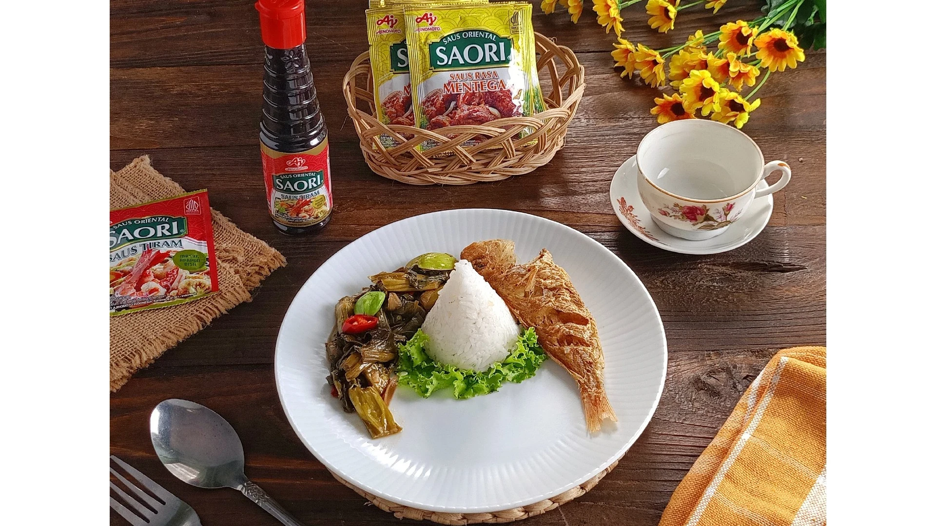 TUMIS GENJER & PETE SAORI OYSTER–BUTTER
