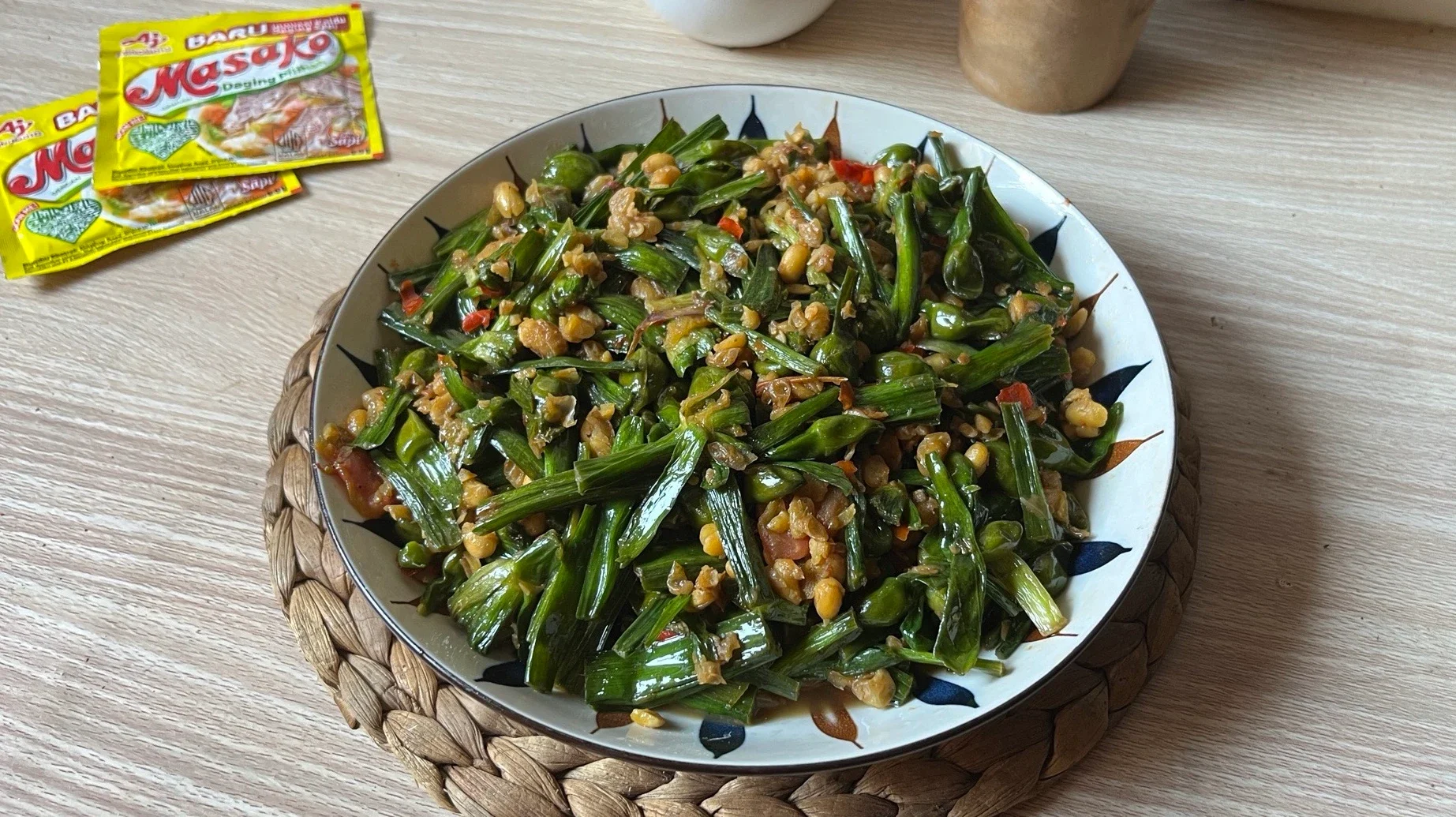 tumis genjer tempe pedas